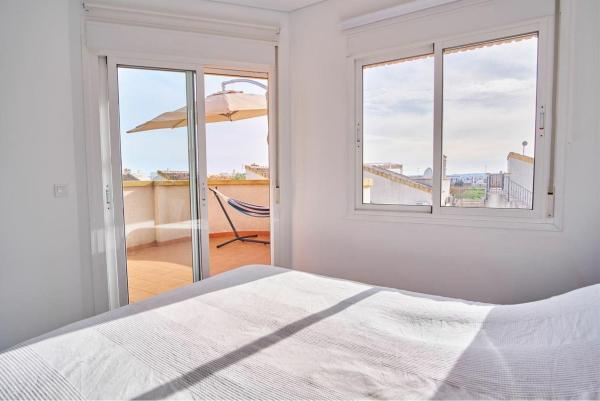 Independent chalet for sale in Casa o chalet en Los Montesinos, Los Montesinos
 photo 2
