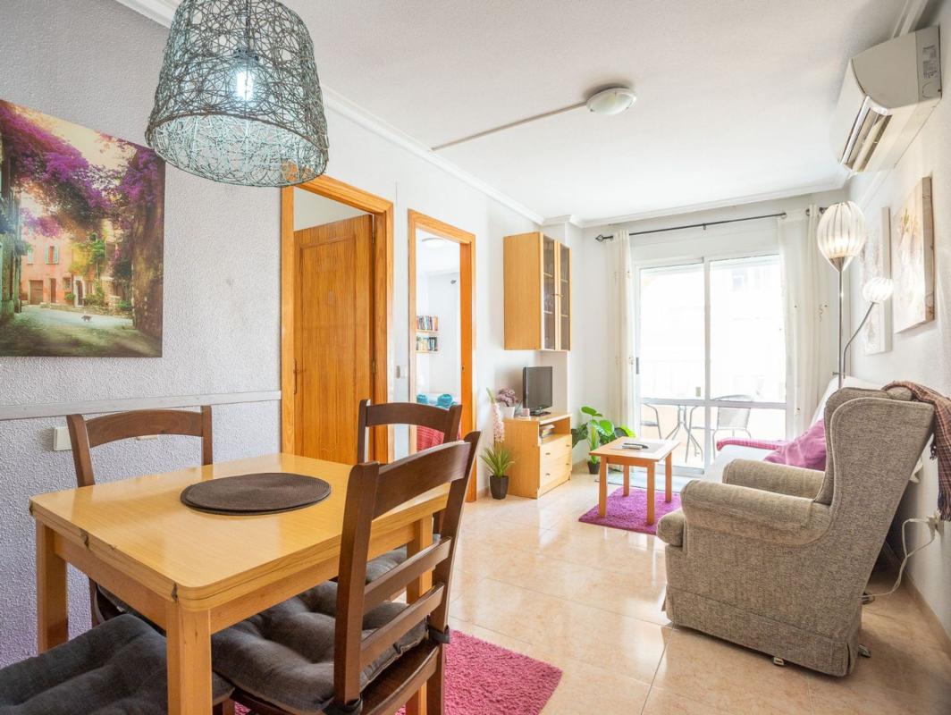 Venta de piso en Piso en El Molino, Torrevieja, Torrevieja
photo 2