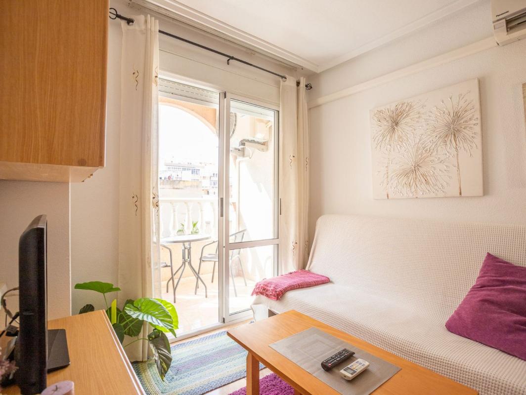 Venta de piso en Piso en El Molino, Torrevieja, Torrevieja
photo 4