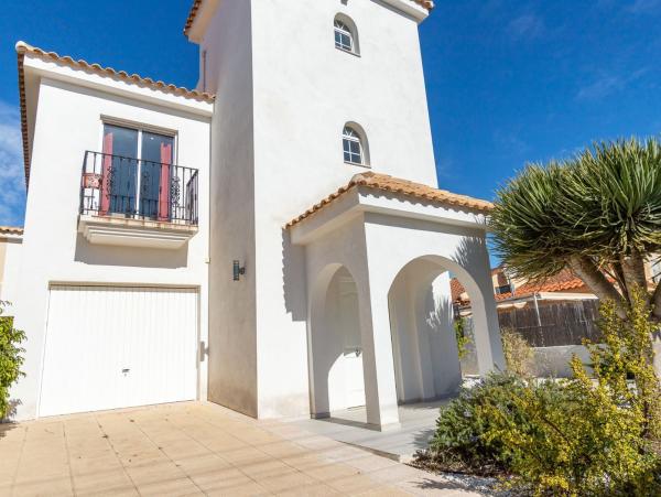 Chalet wolnostojący na sprzedaż w Casa o chalet en Los Balcones - Los Altos del Edén, Torrevieja, Torrevieja photo 1