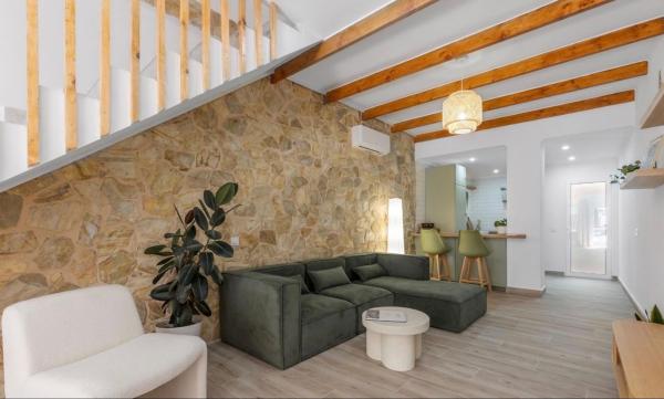Casa o chalet independiente en Calle Maestro Francisco Vallejos, 27, Centro - Muelle Pesquero, Torrevieja thumbnail 1