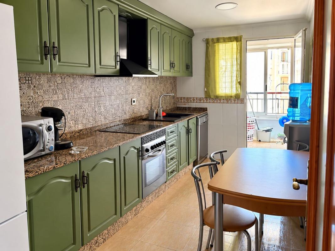 Venta de piso en Piso en Pascual Fernandez Palazon, Carrús Oeste, Elche / Elx, Elche / Elx
photo 2