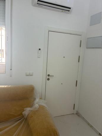 Piso en venta en  Piso en Reina Victoria-Miguel Hernández, Elche / Elx, Elche / Elx photo 4