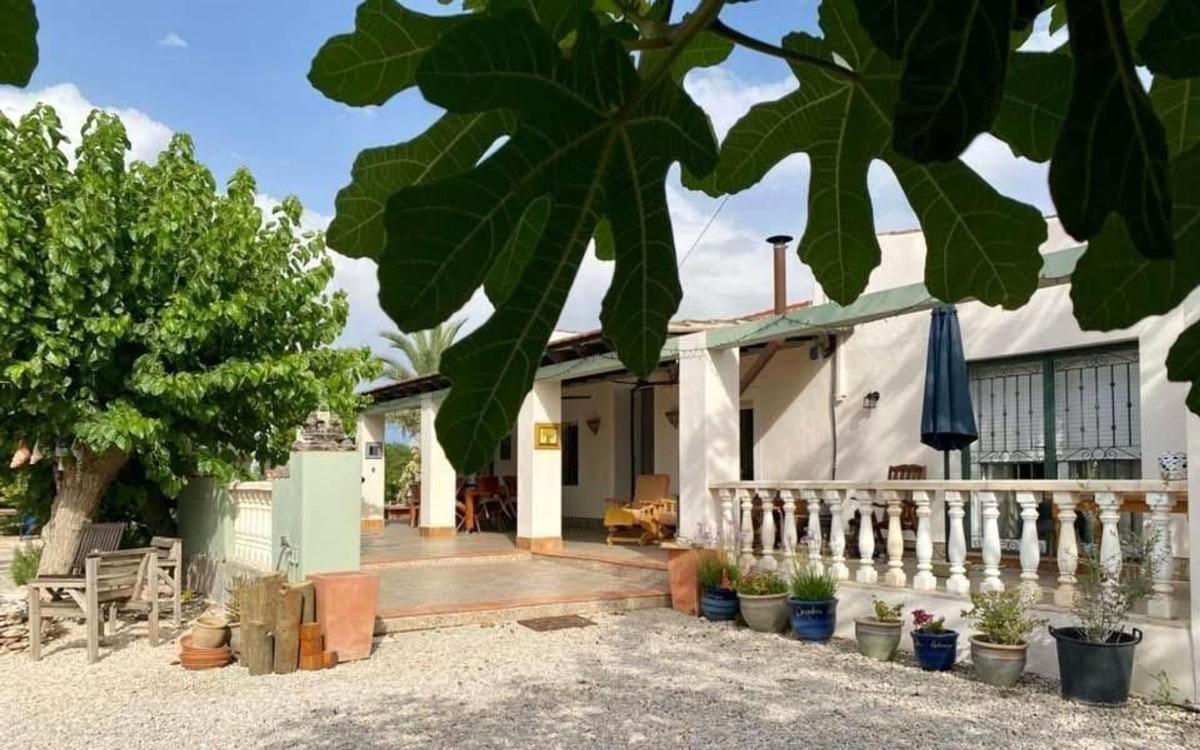 Properties for sale and rent in Spain photo 1