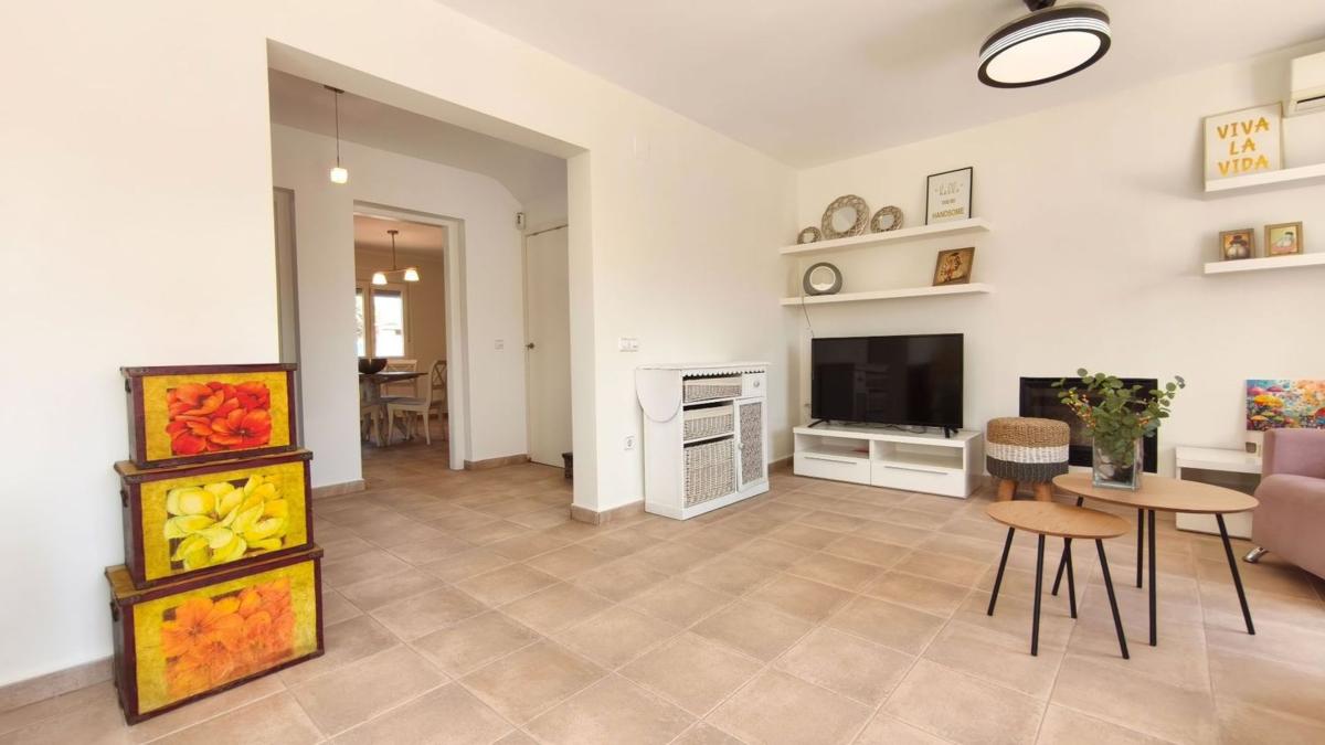Properties for sale and rent in Spain photo 5