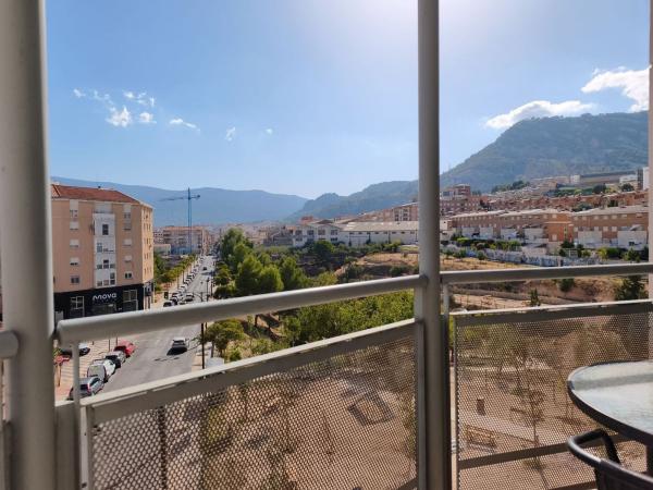 Sprzedaż mieszkania w Piso en Barri Zona Nord, Alcoy / Alcoi, Alcoy
 photo 2