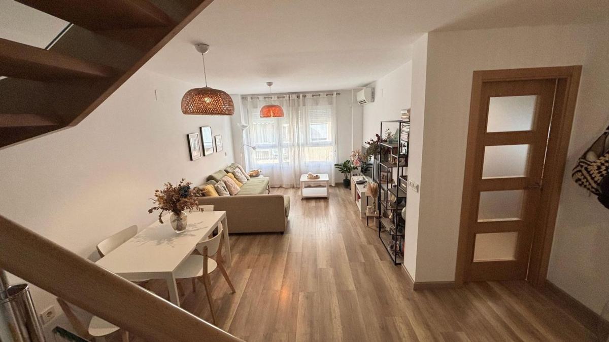 Продажа дуплекса на Dúplex en Calle Aldebaran, 25, La Florida Portazgo, Alicante / Alacant, Аликанте / Алакант photo 1