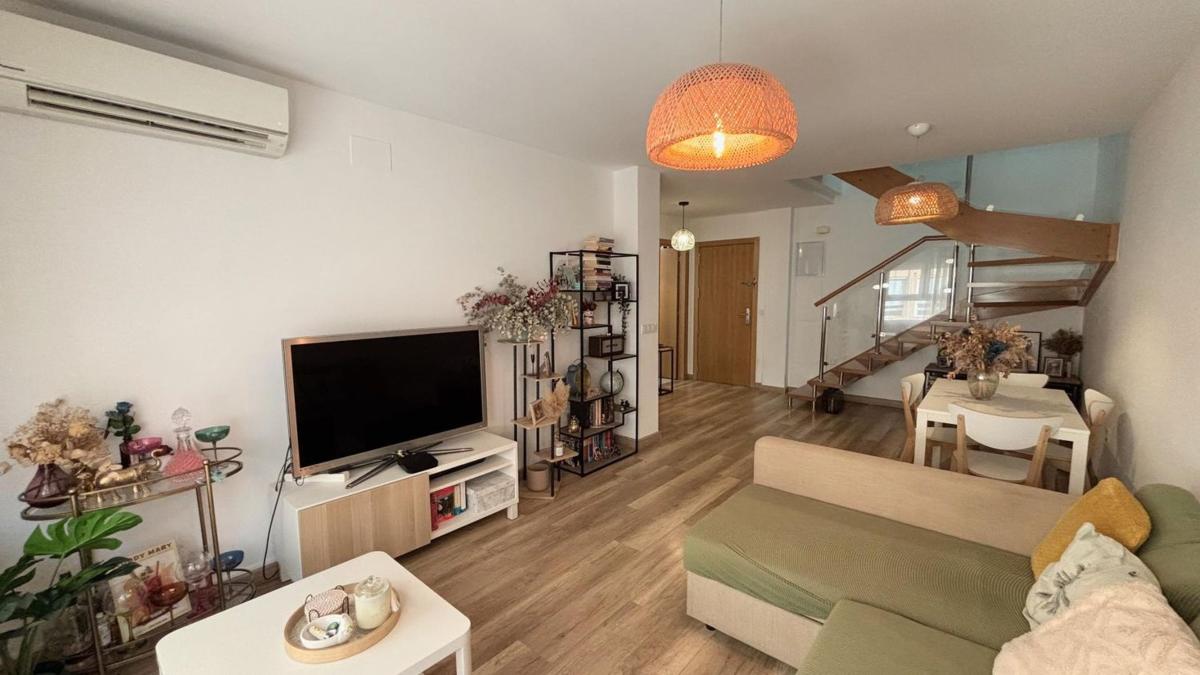 Продажа дуплекса на Dúplex en Calle Aldebaran, 25, La Florida Portazgo, Alicante / Alacant, Аликанте / Алакант photo 2