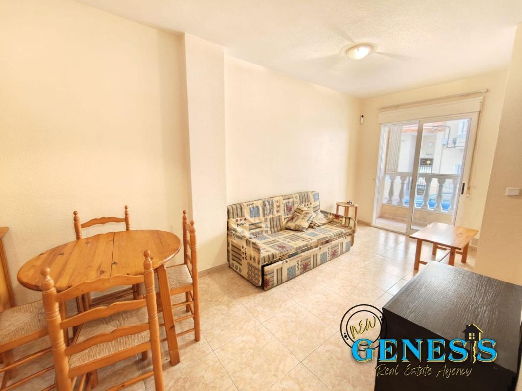Venta de piso en Piso en Huerto, 45, Parque de las Naciones, Torrevieja, Torrevieja
photo 2