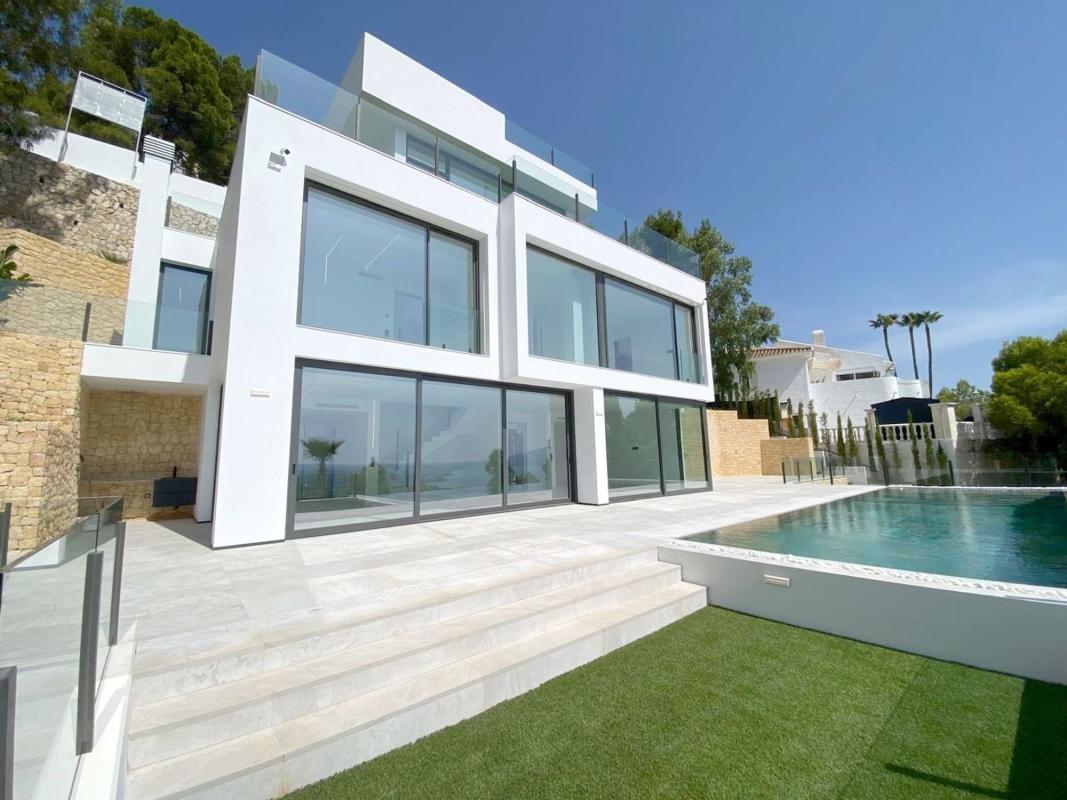 Properties for sale and rent in Spain photo 1