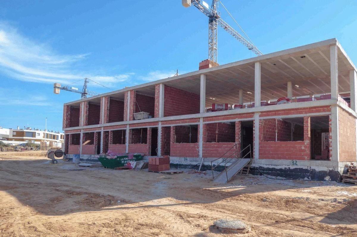 Недвижимость на продажу и в аренду в Испании photo 3