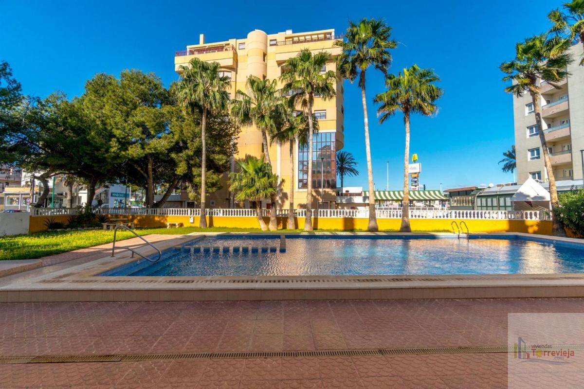 Sprzedaż mieszkania w Piso en Calle Arrecife s/n, Punta Prima, Torrevieja, Torrevieja
photo 4