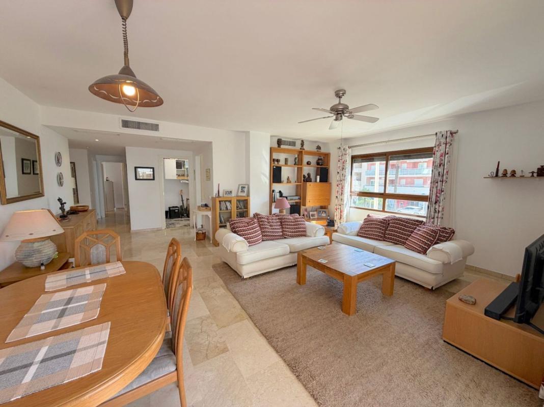 Sale of apartment in Piso en Casco Urbano, Moraira, Moraira
photo 5