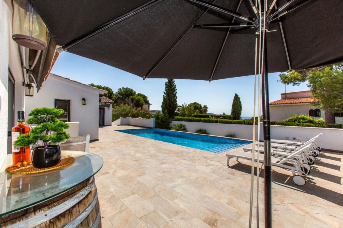 Sale of independent chalet in Casa o chalet en Pinar de Advocat-Cometa, Moraira, Moraira
 photo 5