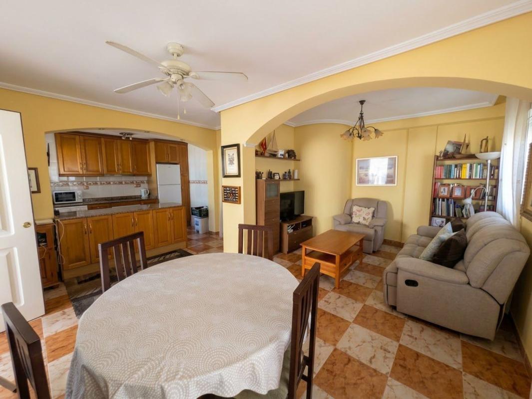 Недвижимость на продажу и в аренду в Испании photo 4