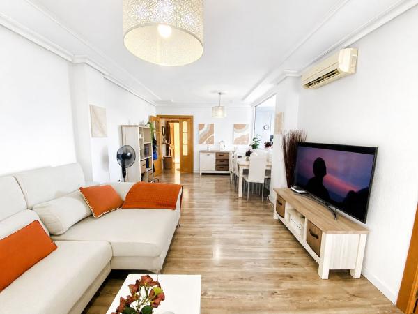Sale of flat in Piso en Calle de Dénia, Playa de Poniente, Benidorm, Benidorm
photo 1