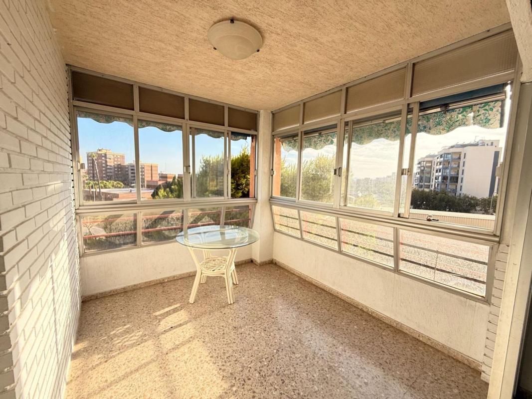 Продажа квартиры на Piso en Calle Hondón de los Frailes, 4, San Blas, Alicante / Alacant, Аликанте / Алакант
photo 2