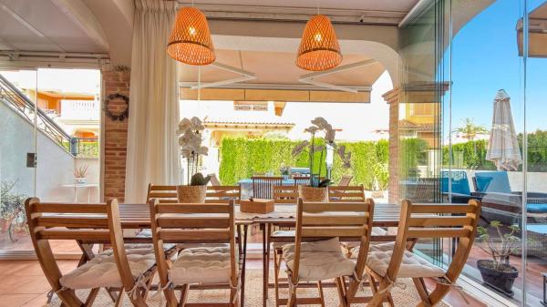 Продажа квартиры на Piso en Avenida de California, 41, Horizonte - La Campana, Orihuela, Ориуэла
thumbnail 1
