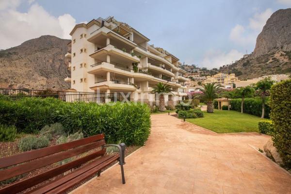 Sprzedaż mieszkania w Piso en Zona de Mascarat, Altea, Altea
photo 1