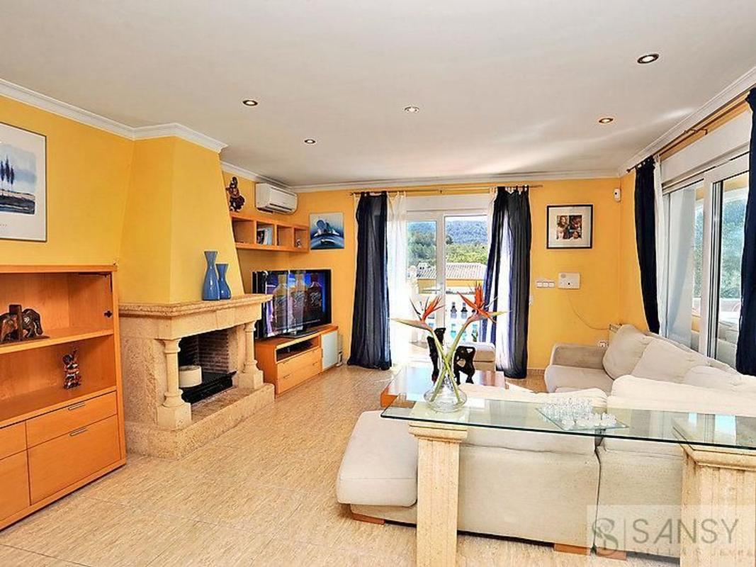 Properties for sale and rent in Spain photo 5