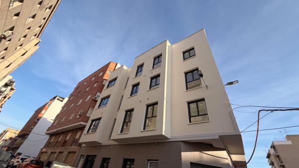 Piso en venta en Piso en San Crispín, Elche / Elx, Elche / Elx photo 1
