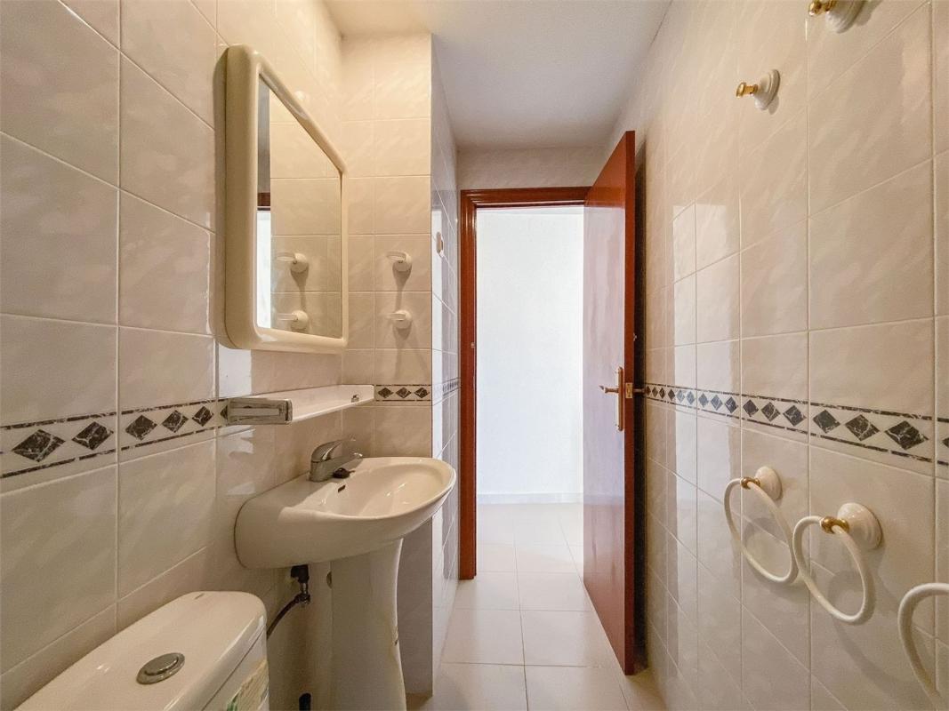 Sprzedaż mieszkania w Piso en Avenida del Mediterráneo, 6, Gaspar Perrelló, Torrevieja, Torrevieja
 photo 3