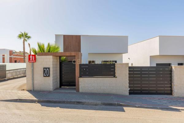 Casa o chalet independiente en Calle Orihuela, 1 e, Algorfa thumbnail 1