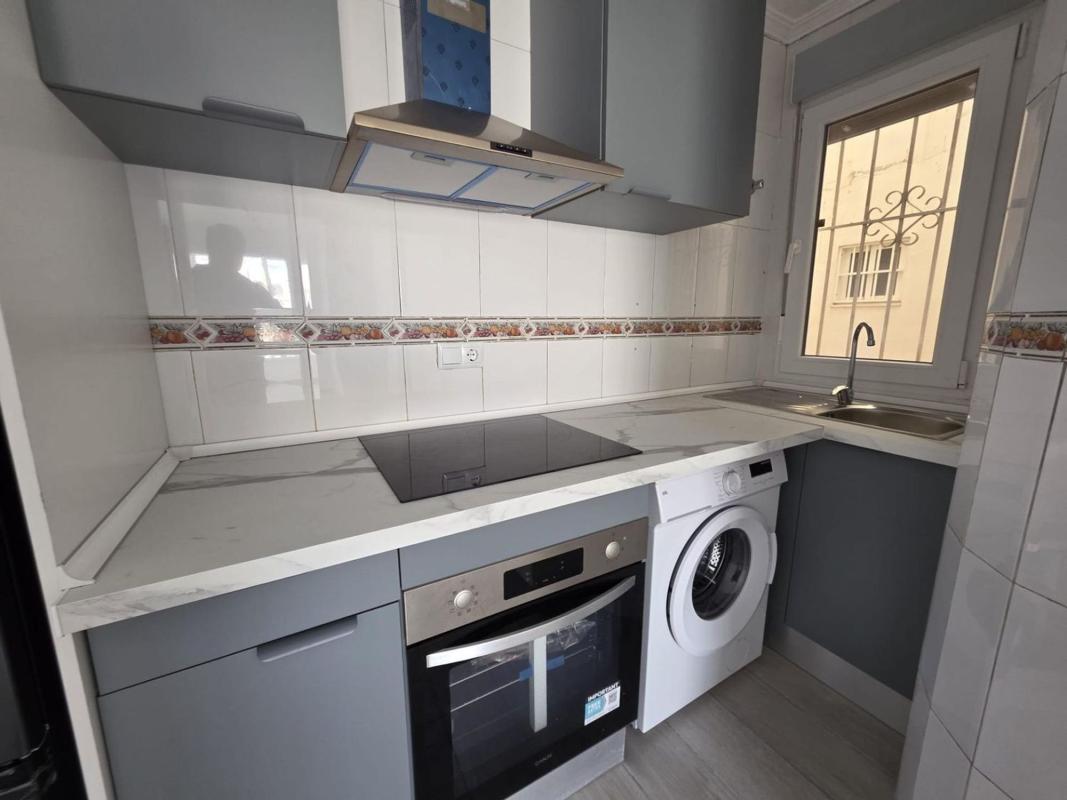Продажа квартиры на Piso en Avenida Habaneras - Curva de Palangre, Torrevieja, Торревьеха
photo 5