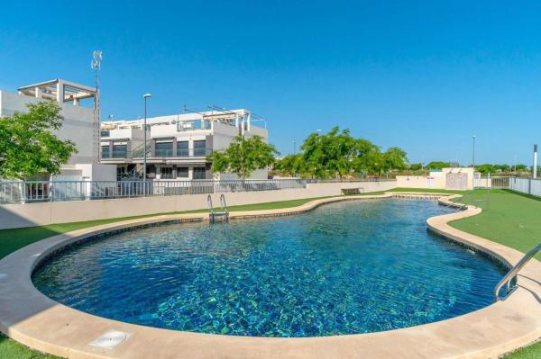 Продажа квартиры на Piso en Pueblo Latino, Pilar de la Horadada, Пилар де ла Орадада
 photo 1