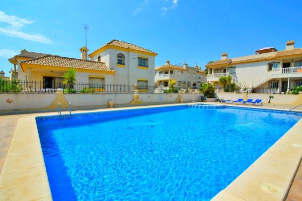 Квартира на продажу на Piso en Cala de Finestrat, Finestrat, Финестрат photo 1