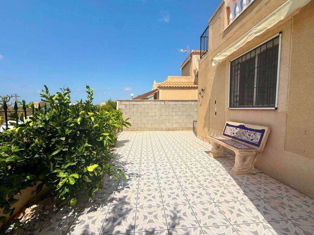 Properties for sale and rent in Spain photo 5