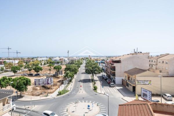 Аттик на продажу в  Ático en Zona Pueblo, Pilar de la Horadada, Пилар де ла Орадада photo 2