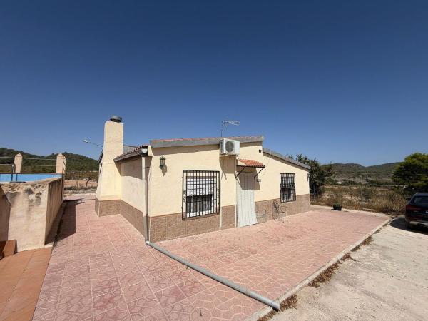 Rustic farm for sale in  Finca rústica en Pinoso , Pinoso photo 1