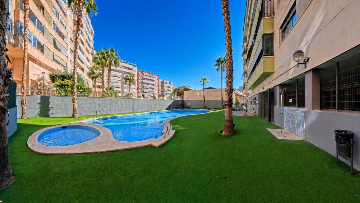 Продажа квартиры на Piso en Benisaudet, Alicante / Alacant, Аликанте / Алакант
 photo 2