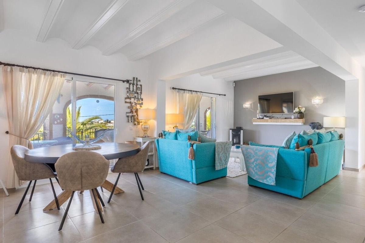 Properties for sale and rent in Spain photo 4