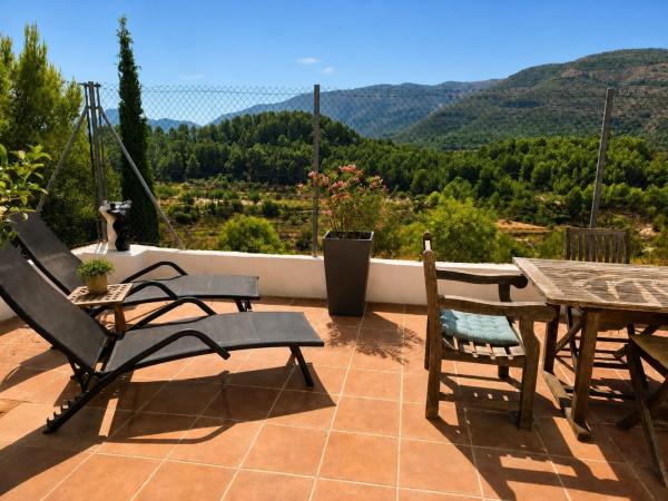 Chalet adosado en Cv-719, 30, Benichembla photo 1