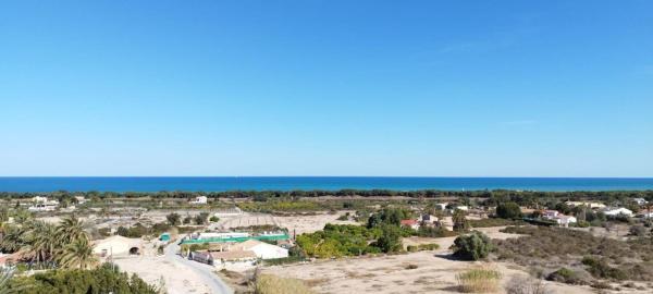 Piso en venta en  Piso en La Marina, Elche / Elx, Elche / Elx photo 1