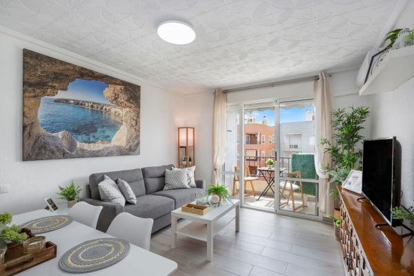 Piso en venta en Piso en Avenida de l'Alegría, 11, La Marina, Elche / Elx, Elche / Elx photo 1