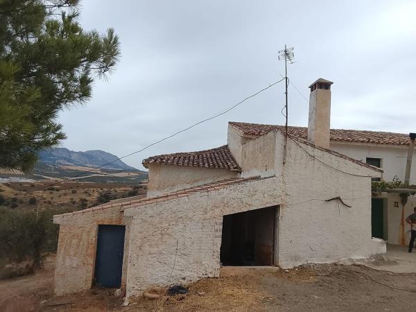 Finca rústica en venta en  Finca rústica en Calle Emilio Prados, 2, Colmenar , Colmenar photo 4