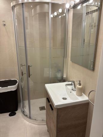 Venta de piso en Piso en Avenida del Lido, 13, El Bajondillo, Torremolinos, Torremolinos
thumbnail 2