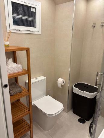 Venta de piso en Piso en Avenida del Lido, 13, El Bajondillo, Torremolinos, Torremolinos
thumbnail 3