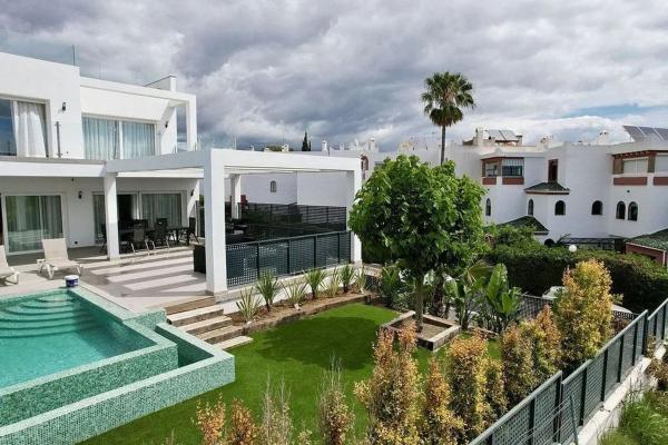 Casa o chalet independiente en Avenida de Europa, Bel-Air, Estepona photo 4