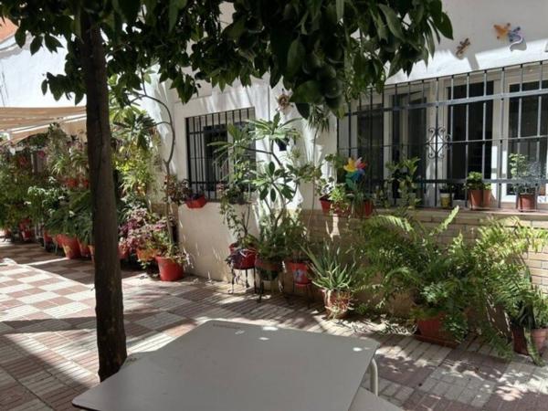 Sprzedaż mieszkania w Piso en Calle Lanzarote, Arroyo de la Miel, Benalmádena, Benalmádena
photo 1
