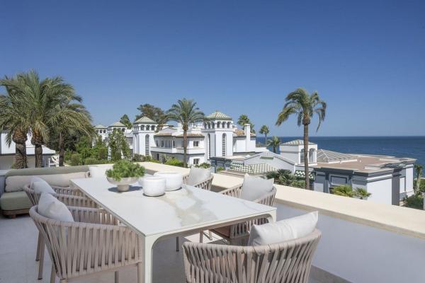 Penthouse for sale at  Ático en El Velerín, Estepona, Estepona photo 1