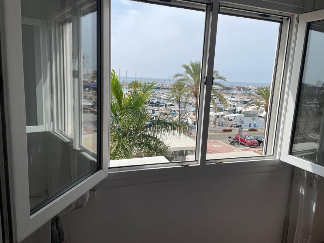 Venta de piso en Piso en Avenida de Andalucía, 129, Caleta de Velez, Vélez-Malaga, Vélez-Malaga
photo 2