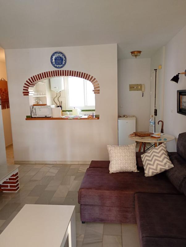 Venta de piso en Piso en Calle Salvador Allende, 50, La Carihuela - Los Nidos, Torremolinos, Torremolinos
 photo 2