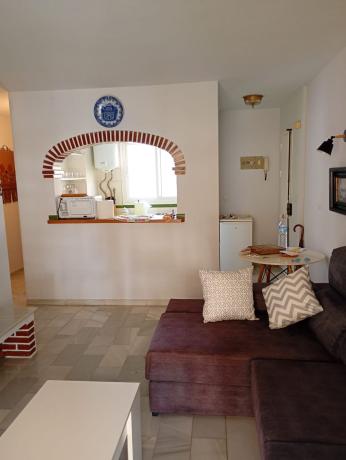 Venta de piso en Piso en Calle Salvador Allende, 50, La Carihuela - Los Nidos, Torremolinos, Torremolinos
thumbnail 2