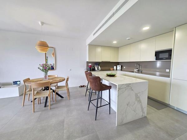 Venta de piso en Piso en Calle Alpandeire, 7, La Cala de Mijas, Mijas, Mijas
thumbnail 3