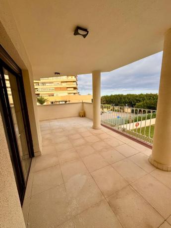 Sprzedaż mieszkania w Piso en Ronda del Golf Este, 23, Nueva Torrequebrada, Benalmádena, Benalmádena
thumbnail 1