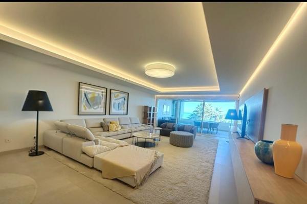 Sale of flat in Piso en Avenida España, Puerto de Estepona, Estepona, Estepona
thumbnail 3